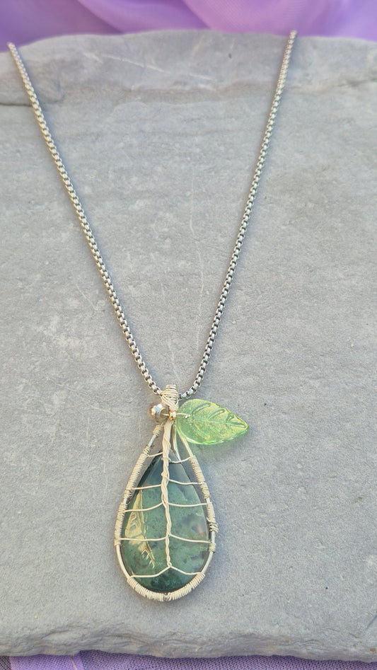 Moss Agate Leaf Necklace – Handcrafted Wire Wrapped Gemstone Pendant