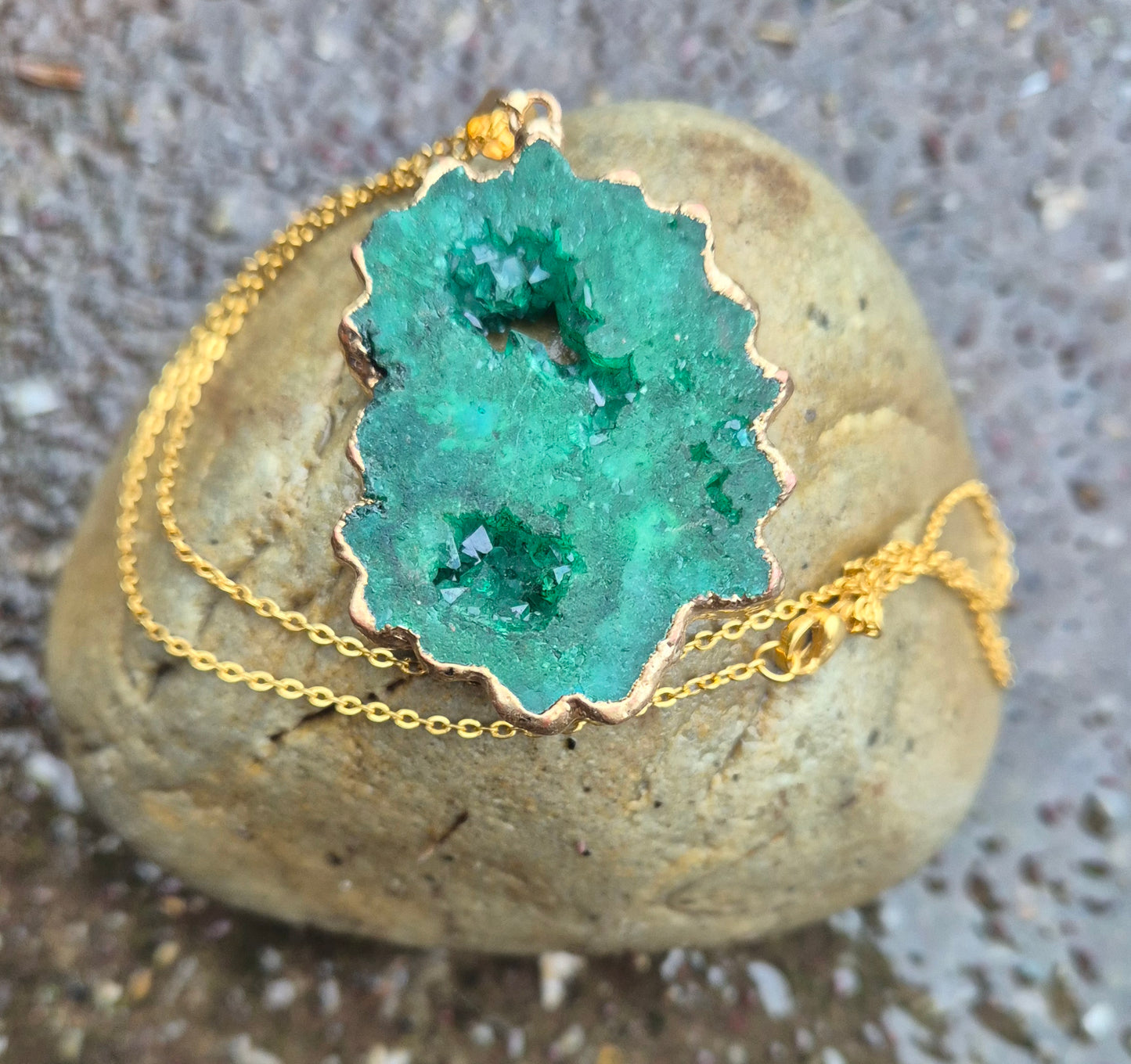 Gold foil agate druzy necklace