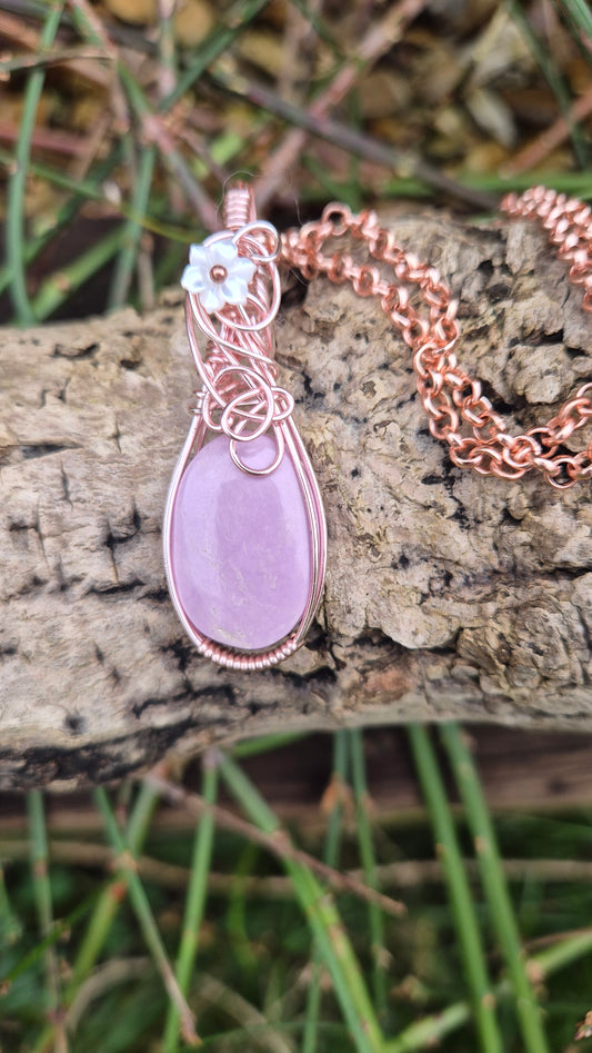 Phosphosiderite Pendant  Necklace in Rose Gold