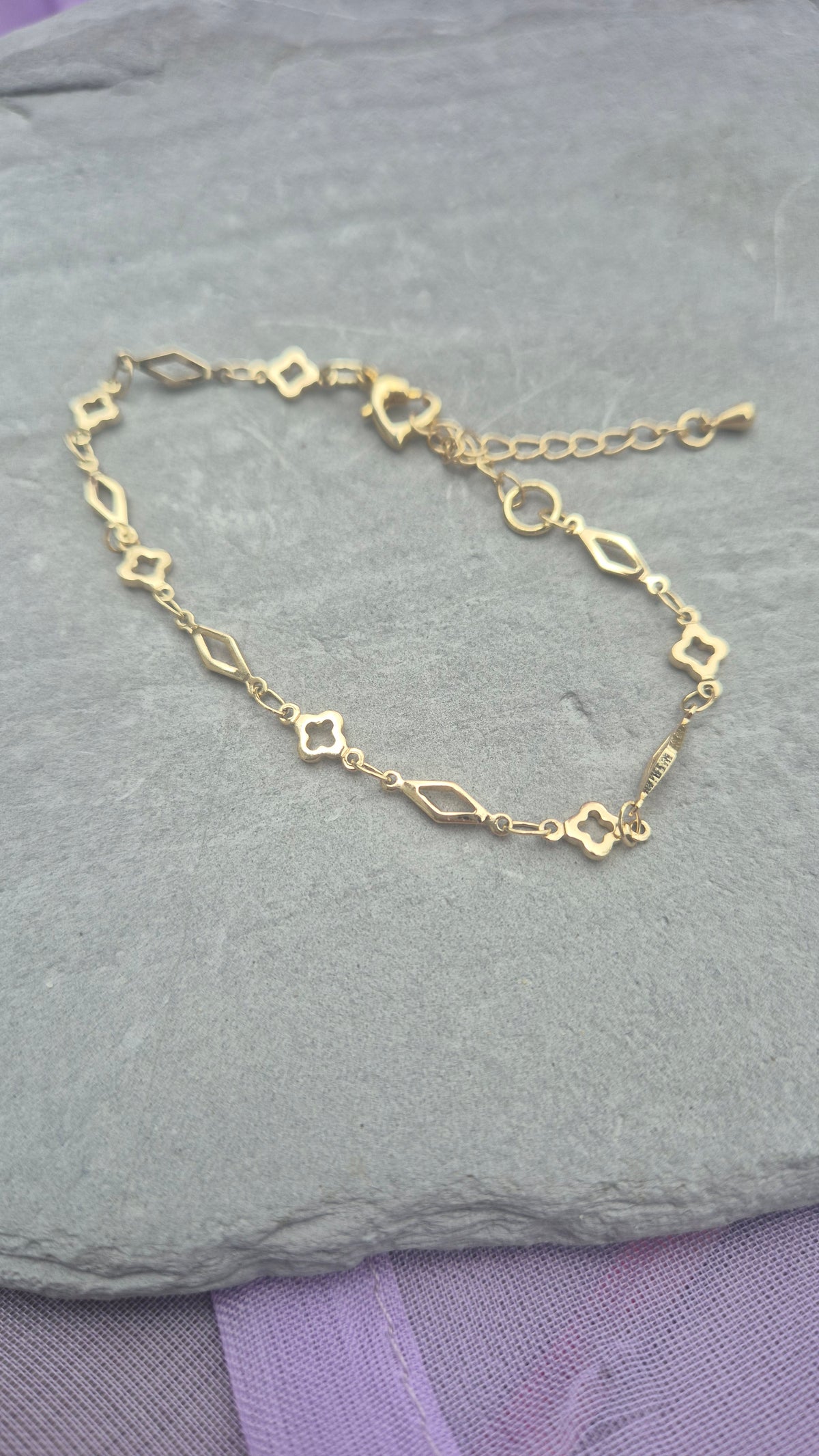 Gold Filled Quatrefoil & Diamond Link Bracelet